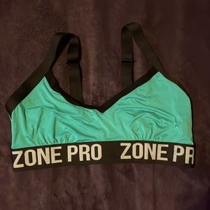 NWOT Zone Pro Unlined Wireless Sport Bra with Convertible Straps in Green, Sz XL